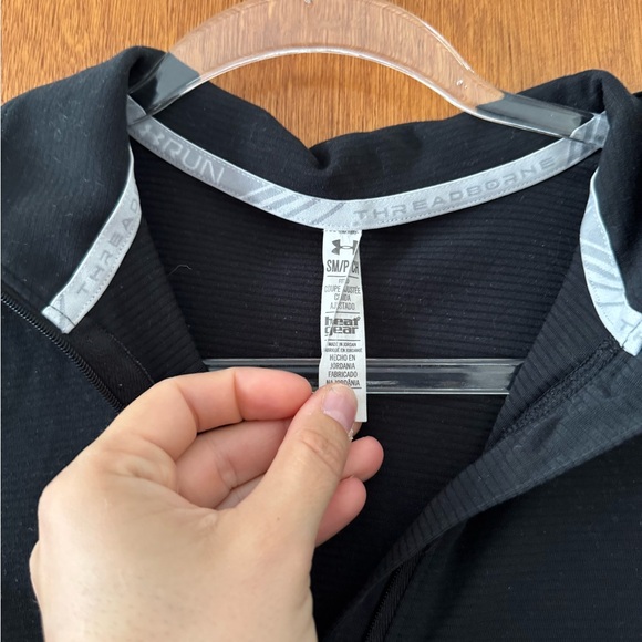 Size S Black Under Armour Quarter Zip - Picture 2 of 4